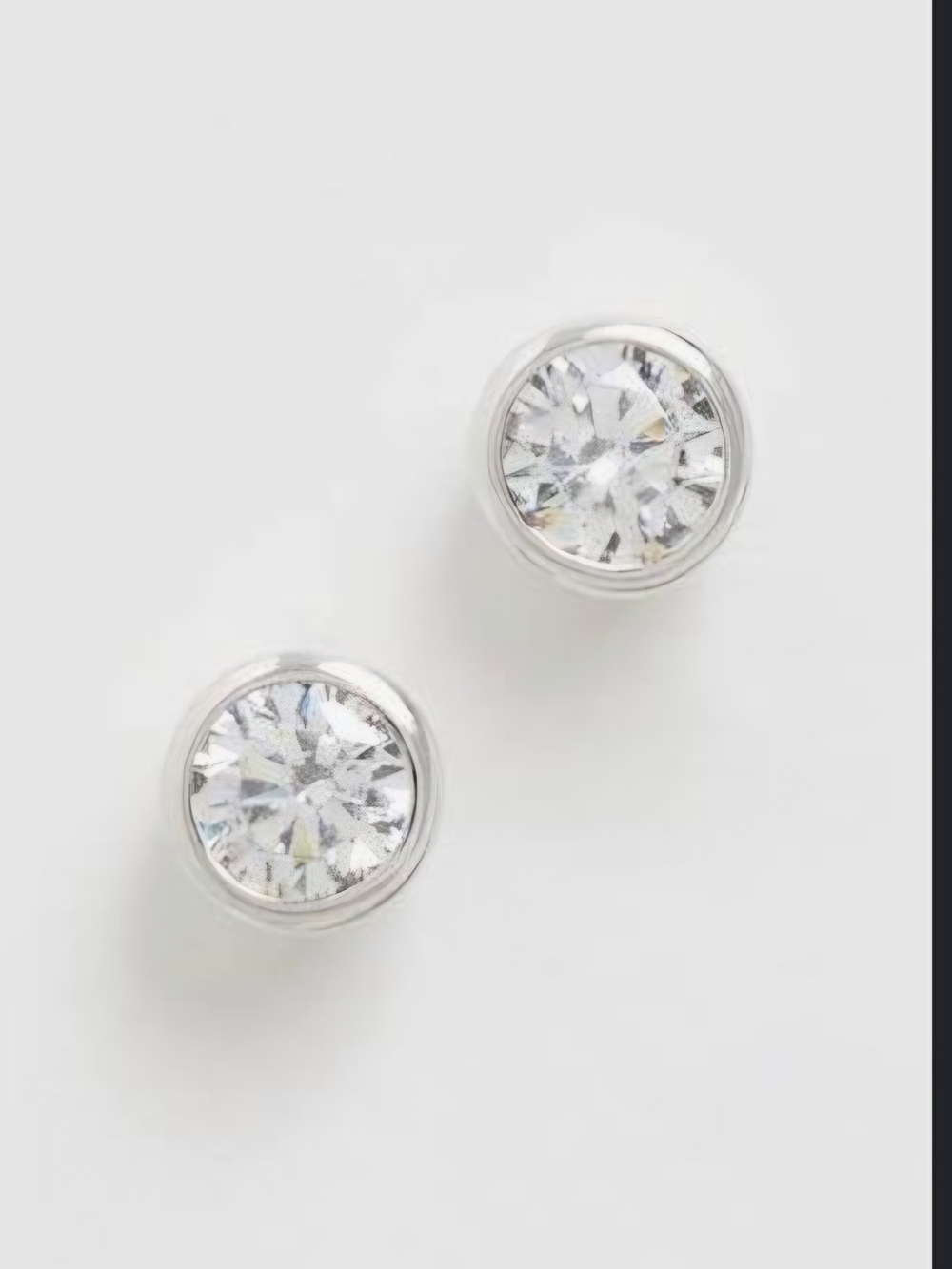 Clear Crystal Round Stud Bazel Earrings - Silver Setting